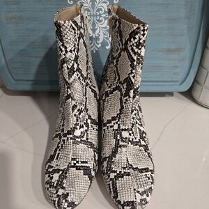 Urban Outfitters Black and White Snakeskin Ankle Boots